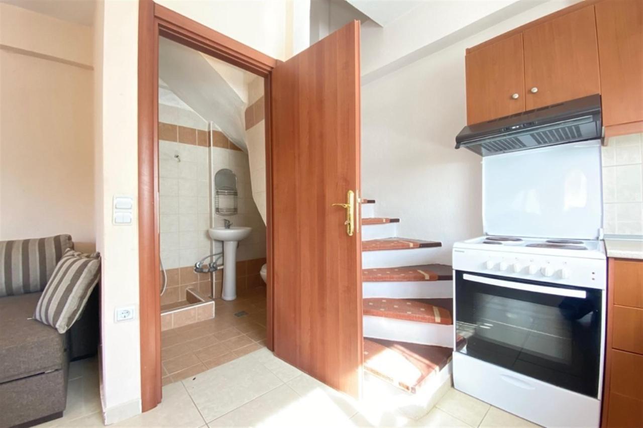 Pine Beach Holiday Home 2 Bedrooms 50 Meters To The Beach Kalyves Polygyrou Eksteriør billede