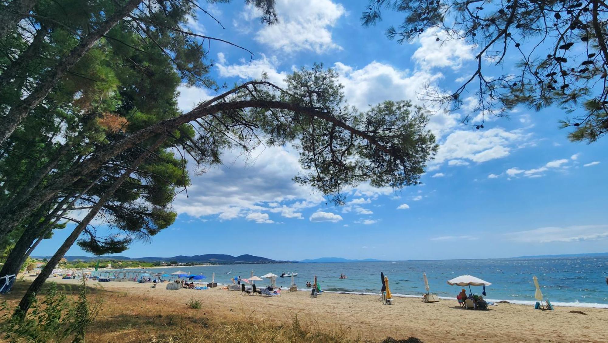Pine Beach Holiday Home 2 Bedrooms 50 Meters To The Beach Kalyves Polygyrou Eksteriør billede